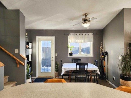 190 Peigan Court West, Lethbridge, AB - Indoor