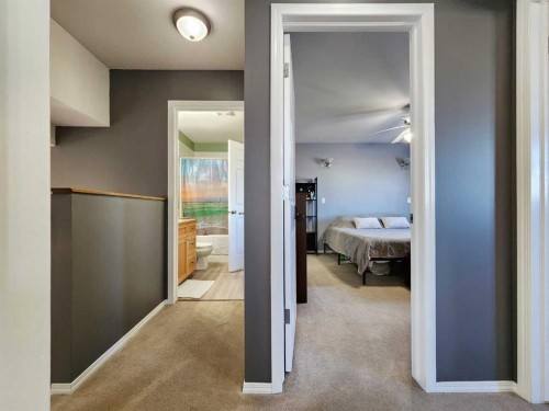 190 Peigan Court West, Lethbridge, AB - Indoor Photo Showing Other Room