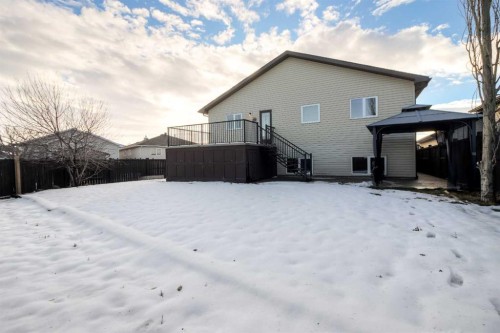 11 Cougar Cove North, Lethbridge, AB - Outdoor