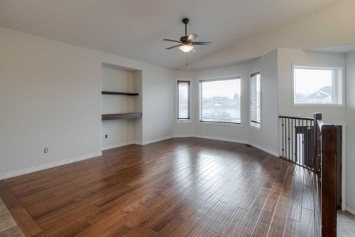 11 Cougar Cove North, Lethbridge, AB - Indoor Photo Showing Other Room