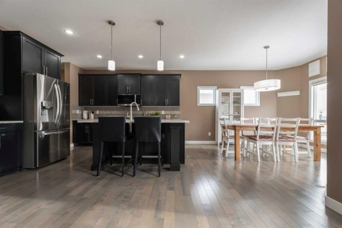 172 Firelight Way West, Lethbridge, AB - Indoor
