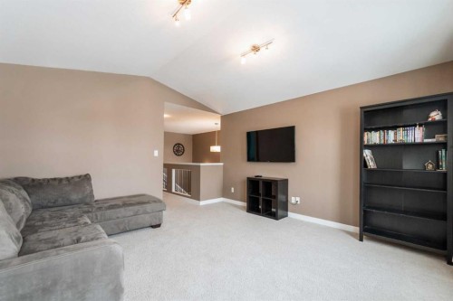 172 Firelight Way West, Lethbridge, AB - Indoor Photo Showing Other Room