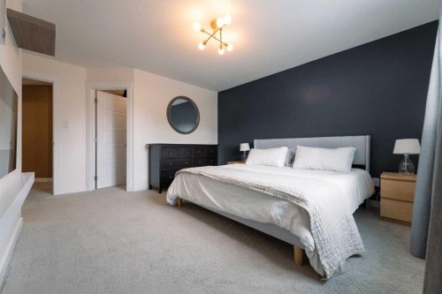 172 Firelight Way West, Lethbridge, AB - Indoor Photo Showing Bedroom