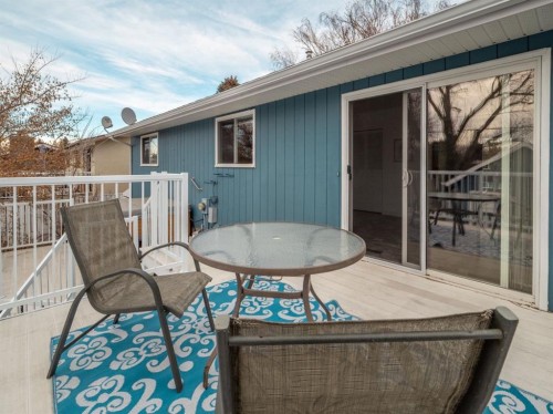 1102 Cameron Road South, Lethbridge, AB - Outdoor With Deck Patio Veranda With Exterior