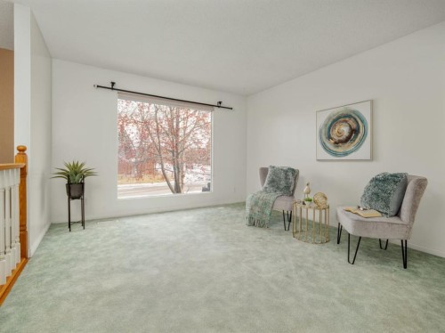 1102 Cameron Road South, Lethbridge, AB - Indoor