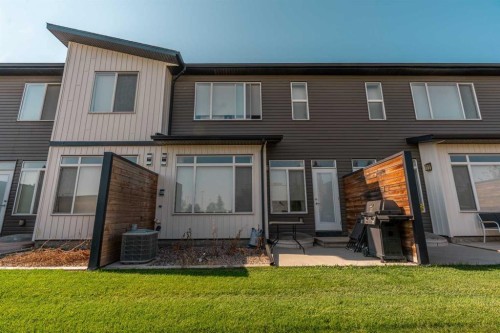 4-414 Highlands Boulevard West, Lethbridge, AB - Outdoor