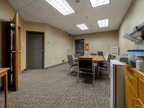 2822 2 Avenue South, Lethbridge, AB 