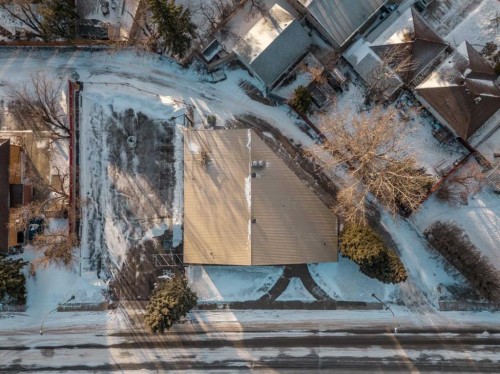 2822 2 Avenue South, Lethbridge, AB 