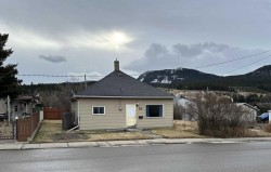7526 18 Avenue  Coleman, AB T0K 0E0
