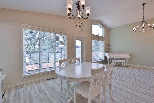 74 Rivermont Crescent West, Lethbridge, AB - Indoor Photo Showing Dining Room