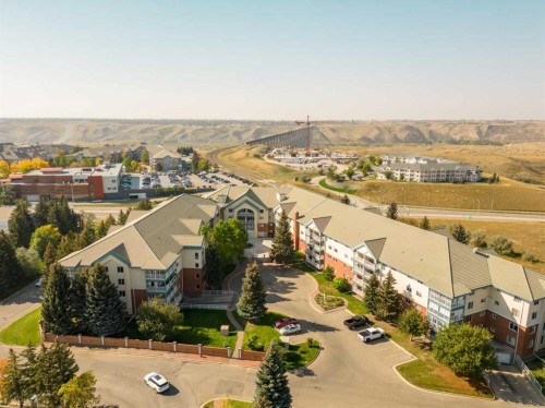 209-20 3 Street South, Lethbridge, AB - Outdoor With View