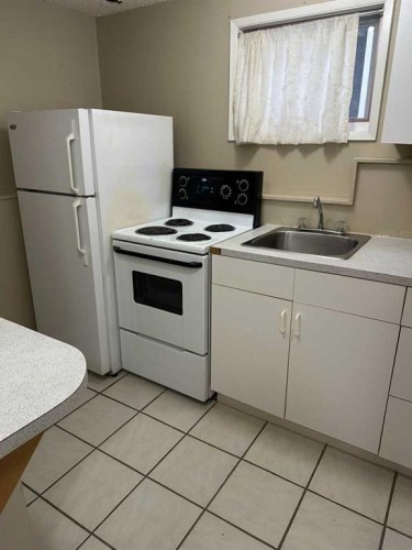 417 Normandy Road South, Lethbridge, AB 