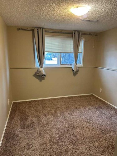 417 Normandy Road South, Lethbridge, AB 