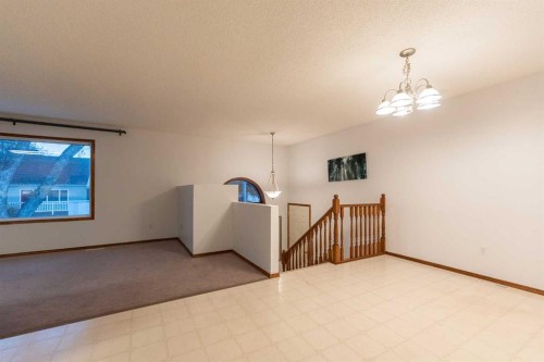 1103 12 Street South, Lethbridge, AB - Indoor Photo Showing Other Room
