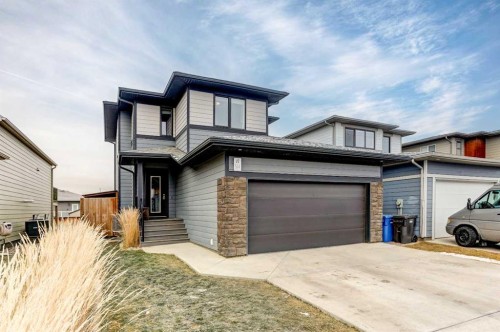 514 Devonia Road West, Lethbridge, AB - Outdoor With Facade