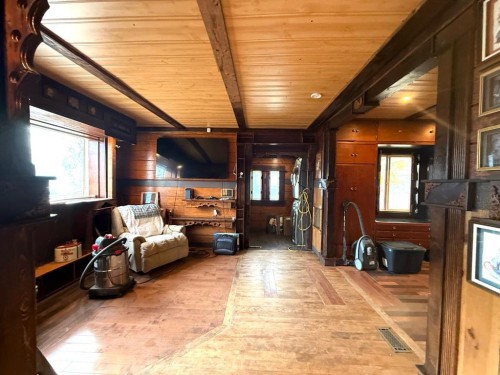 513 19 Street North, Lethbridge, AB - Indoor