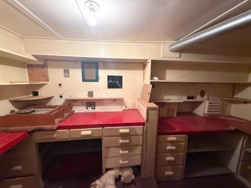 513 19 Street North, Lethbridge, AB - Indoor With Storage