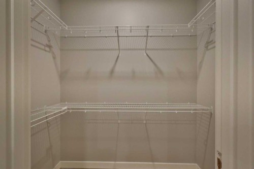 321 9 Street North, Picture Butte, AB - Indoor With Storage