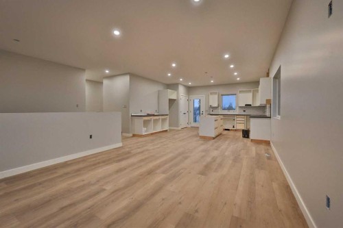 321 9 Street North, Picture Butte, AB - Indoor