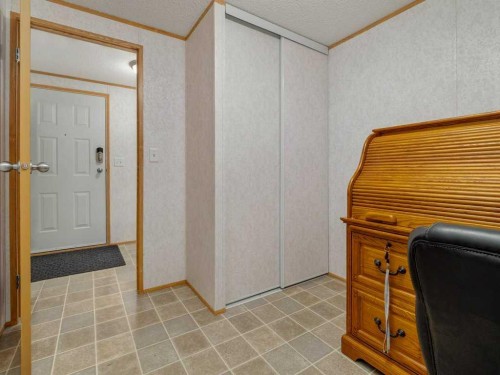 206 Station Boulevard, Coaldale, AB 