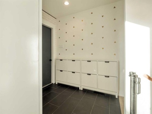 101 3 Street South, Picture Butte, AB - Indoor Photo Showing Other Room