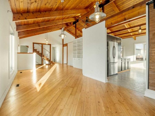 101 3 Street South, Picture Butte, AB - Indoor Photo Showing Other Room