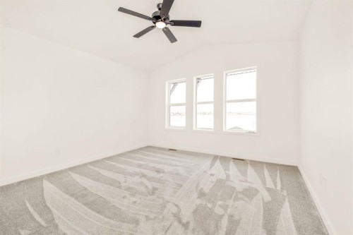 82 Miners Road West, Lethbridge, AB - Indoor Photo Showing Other Room