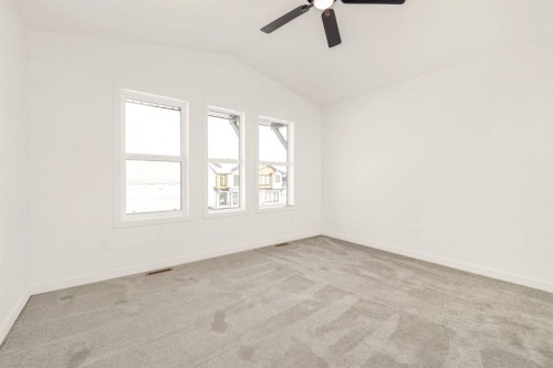 82 Miners Road West, Lethbridge, AB - Indoor Photo Showing Other Room