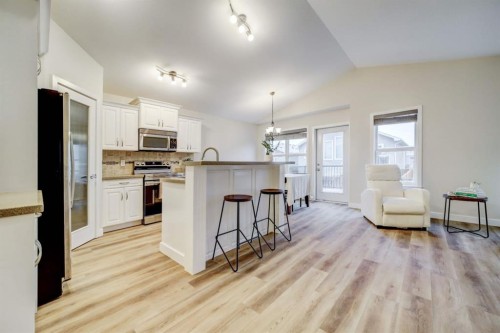 307 Sundance Drive, Coalhurst, AB - Indoor Photo Showing Kitchen