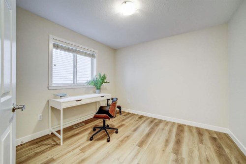 307 Sundance Drive, Coalhurst, AB - Indoor Photo Showing Office