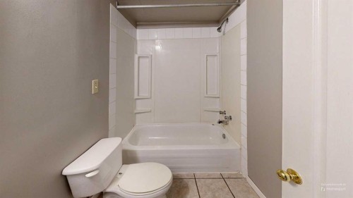 1907 6A Avenue North, Lethbridge, AB 