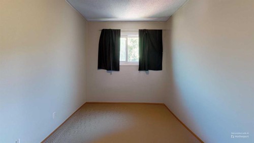 1907 6A Avenue North, Lethbridge, AB 