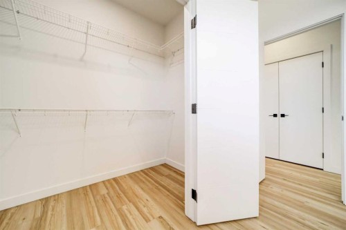 661 Devonia Road West, Lethbridge, AB - Indoor