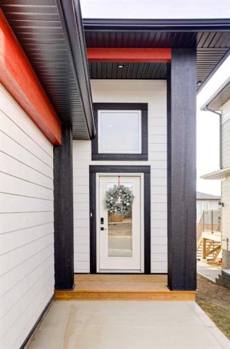 661 Devonia Road West, Lethbridge, AB - Outdoor With Exterior