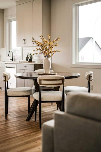 661 Devonia Road West, Lethbridge, AB - Indoor Photo Showing Other Room