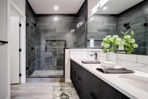 413 Rivergrove Chase West, Lethbridge, AB - Indoor Photo Showing Bathroom