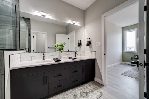 413 Rivergrove Chase West, Lethbridge, AB - Indoor Photo Showing Bathroom