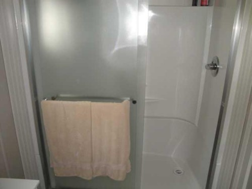 2916 33A Avenue South, Lethbridge, AB 