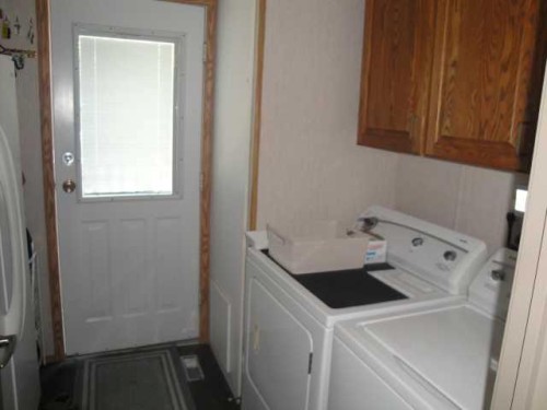 2916 33A Avenue South, Lethbridge, AB 