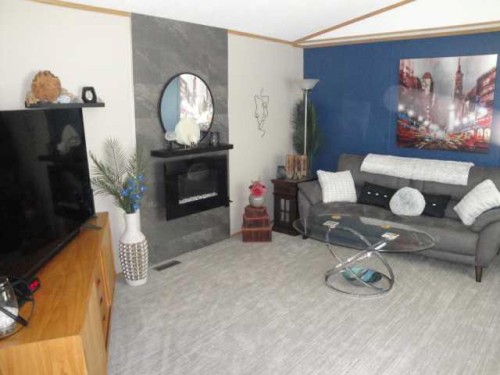 2916 33A Avenue South, Lethbridge, AB 