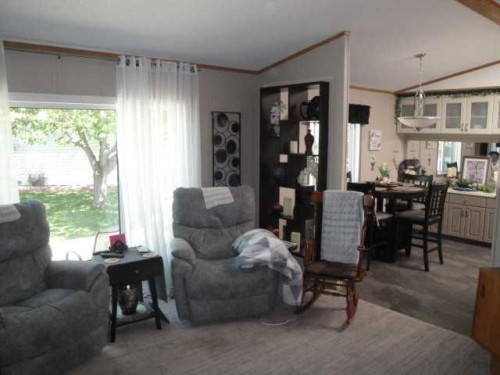 2916 33A Avenue South, Lethbridge, AB 