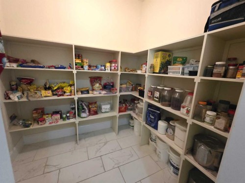 8 Grasslands Road, Rural Taber, M.D. Of, AB - Indoor With Storage