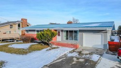 228 3 Street WEST Cardston, AB T0K 0K0