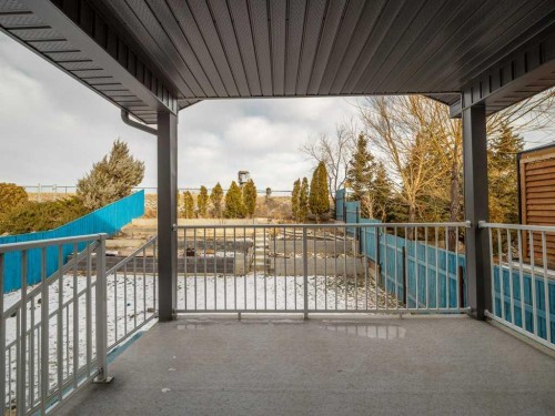 468 Heritage Boulevard West, Lethbridge, AB - Outdoor With Deck Patio Veranda With Exterior