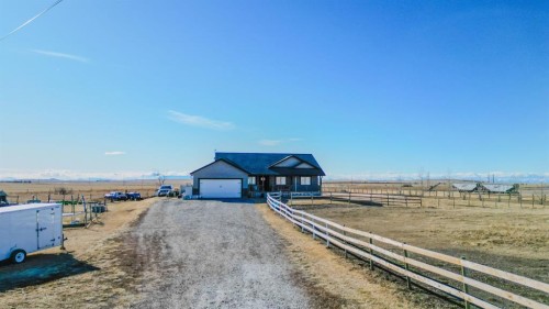 233073 Twp Rd 45, Spring Coulee, AB 