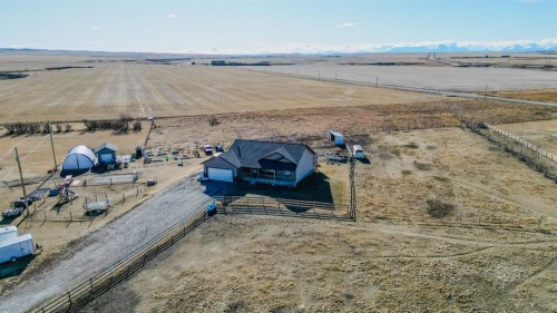233073 Twp Rd 45, Spring Coulee, AB 