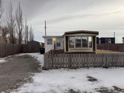 404 10 st  Fort Macleod, AB T0L 0Z0