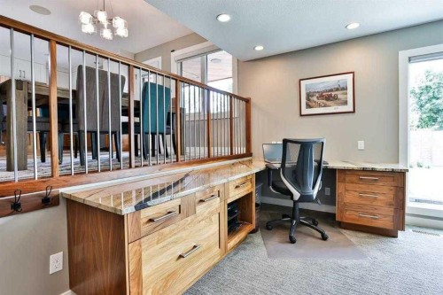 234 Mcmaster Boulevard West, Lethbridge, AB - Indoor