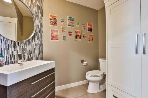 234 Mcmaster Boulevard West, Lethbridge, AB - Indoor Photo Showing Bathroom