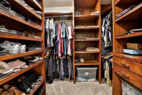 234 Mcmaster Boulevard West, Lethbridge, AB - Indoor With Storage